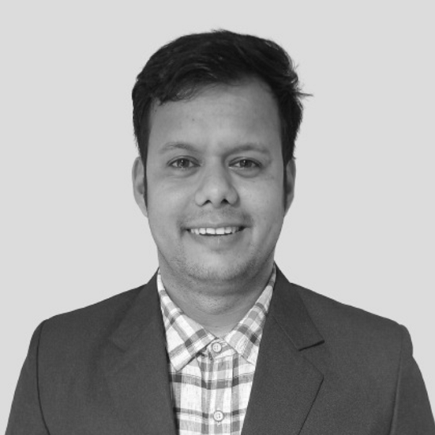 أرجون بوجاري - رئيس المنصة أرجون بوجاري